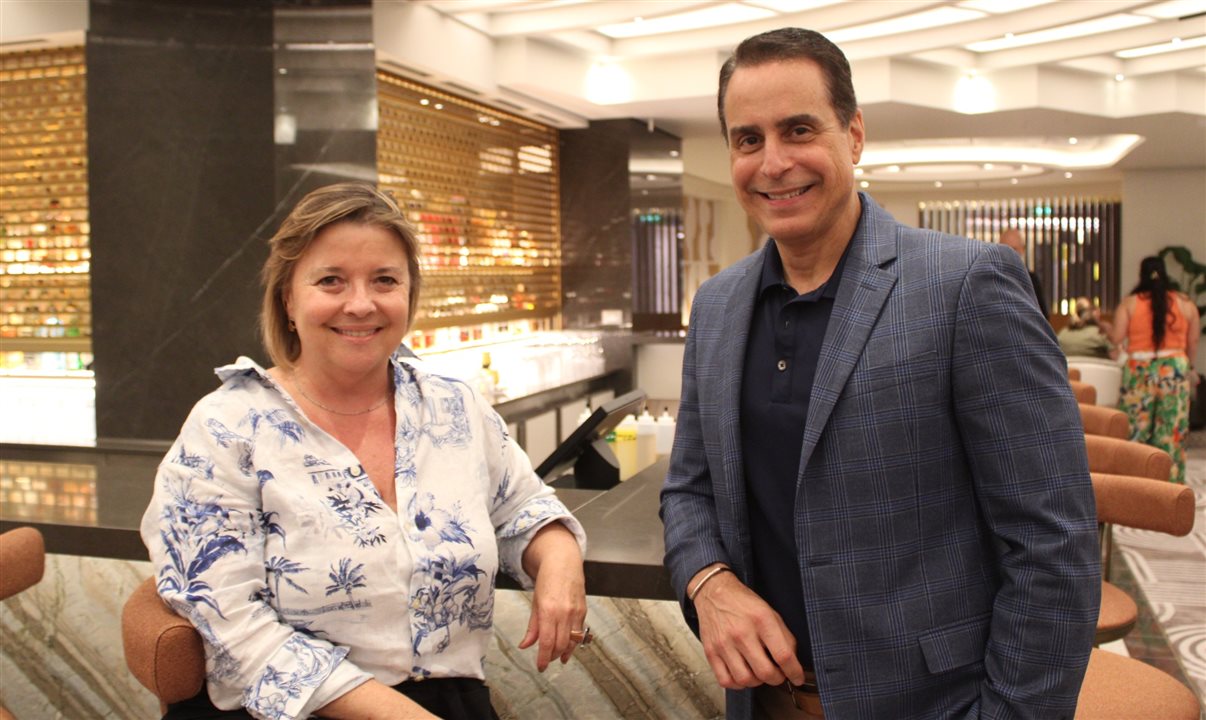 Estela Farina e Frank Medina, da NCL