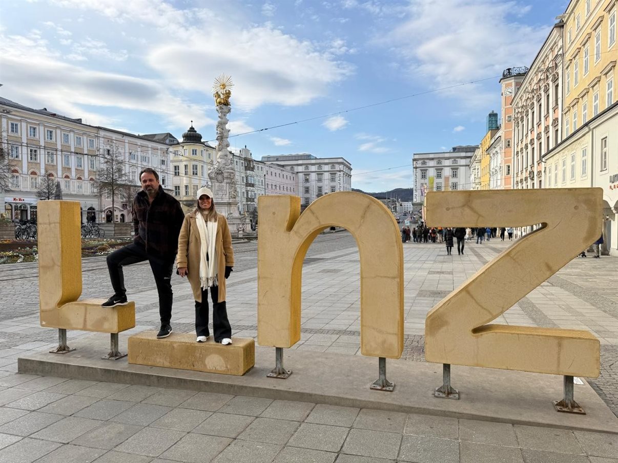 Cust&oacute;dio Jr., da Kangaroo, e Lilian Meireles, da R11 Travel