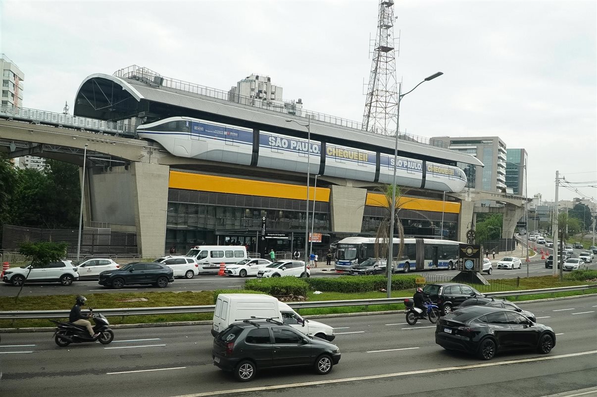 Nos seis primeiros dias de funcionamento, as sete estações receberam 44,4 mil passageiros