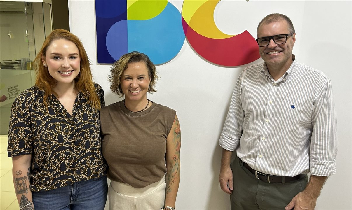 Maria Julia Moro, Andrezza Negrini e Robinsom Fernando Soares