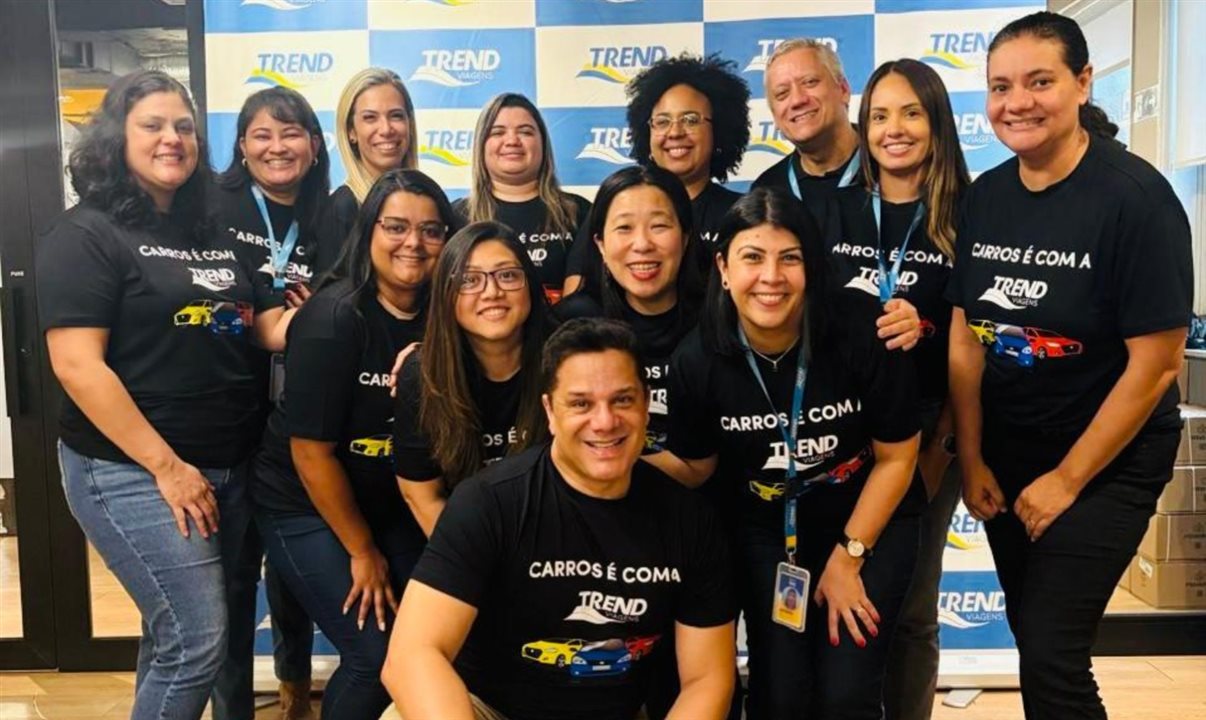 Equipe da Trend uniformizada para a campanha