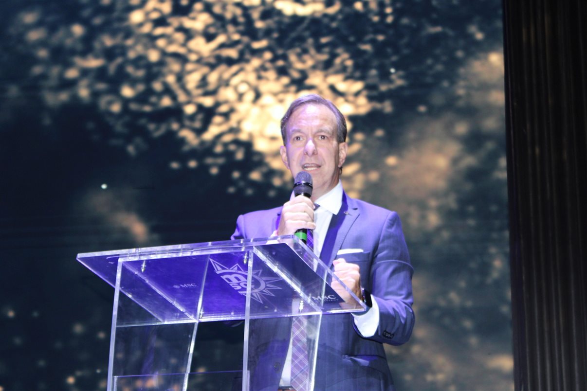 Adrian Ursilli, diretor da MSC Cruzeiros no Brasil, agradece os convidados e principais parceiros da empresa no 17º Top MSC