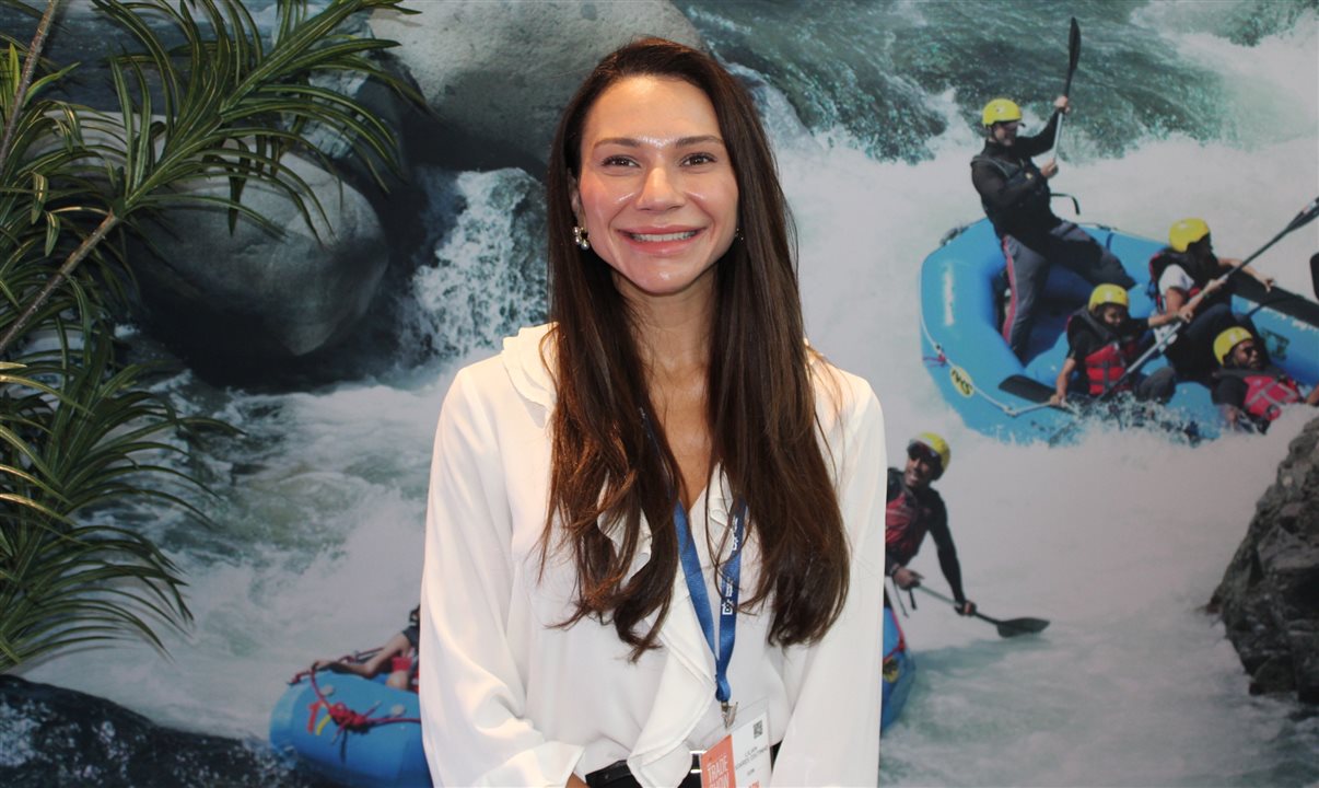 Lia Coutinho, head de Global Sourcing da EZLink