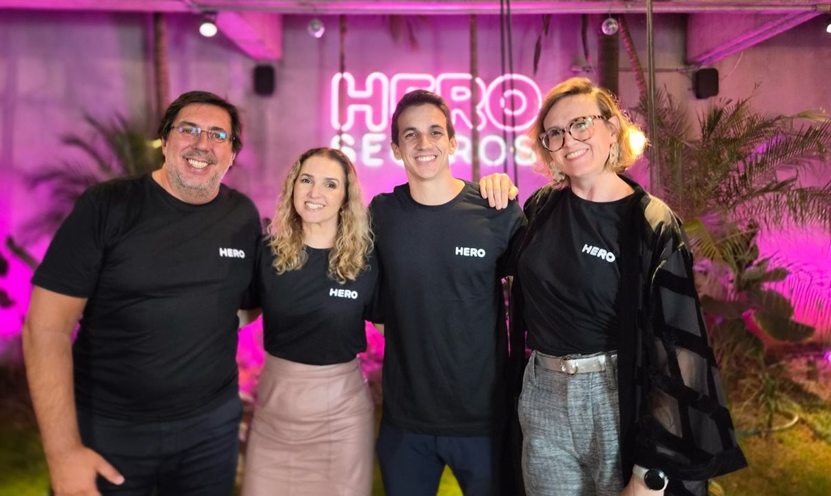 Fernando Perez, Odete Queirós, Ian Coutinho e Monise Tonoli, novos diretores da Hero Seguros