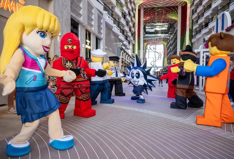 LEGO Family Parade a bordo do MSC World America
