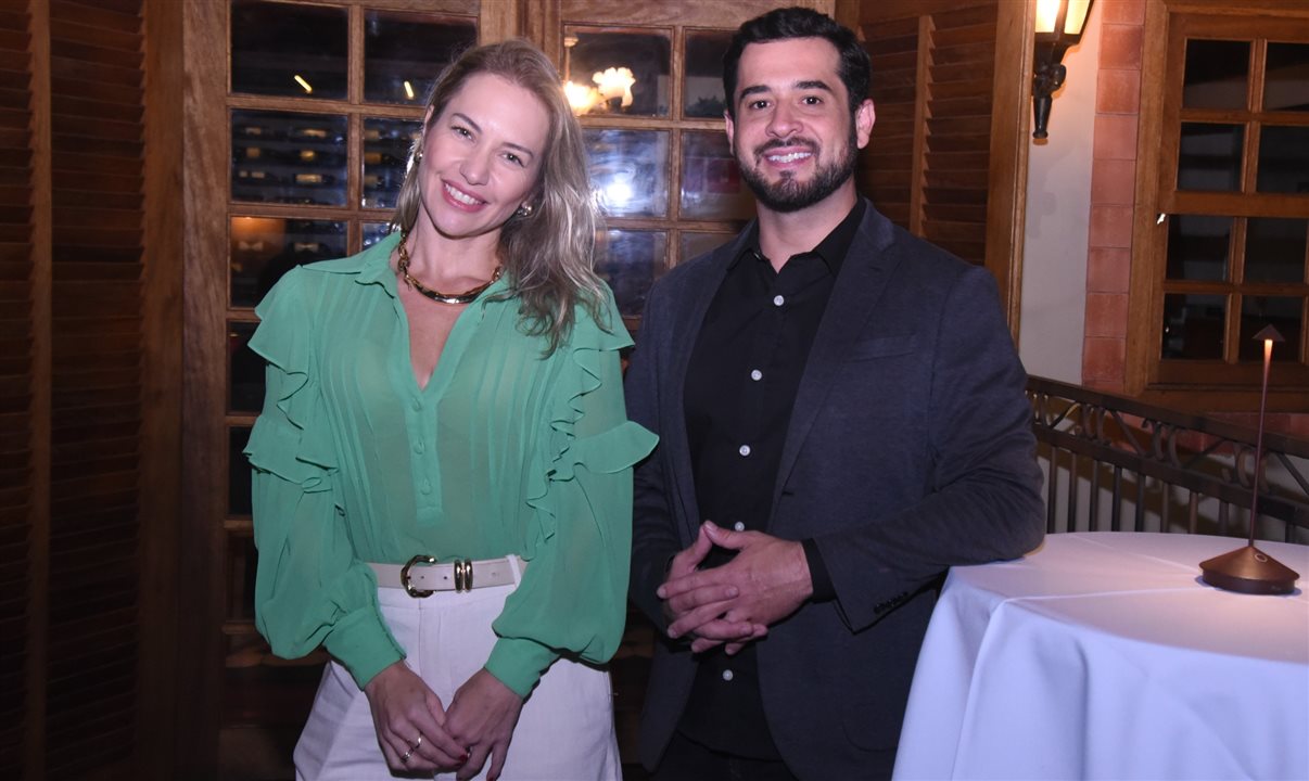 Mariana Perez, da Crystal Cruises, e Mario Borges, da R11 Travel