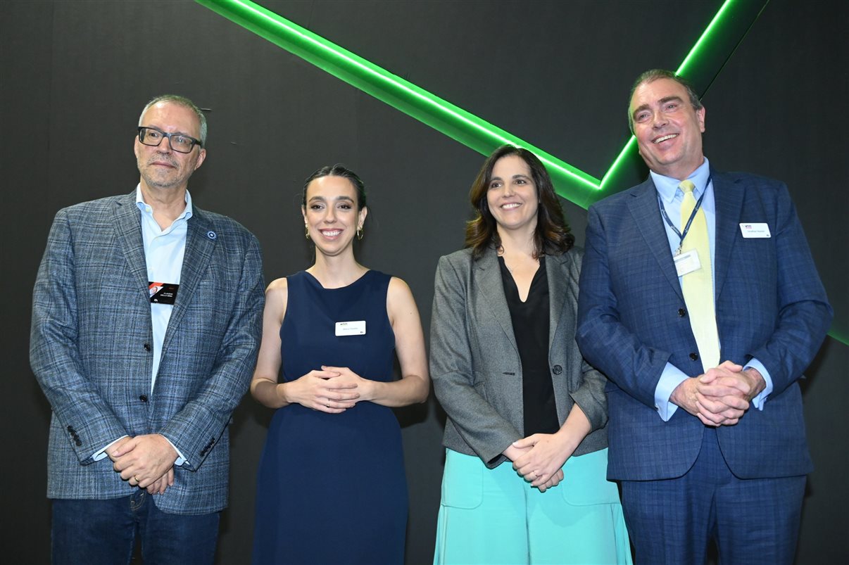 Claudio Della Nina, diretor da RX para a América Latina, Bianca Pizzolito, head da WTM Latin America, Ana Biselli, secretária de Turismo do Estado de São Paulo, e Jonathan Heastie, diretor da RX Global