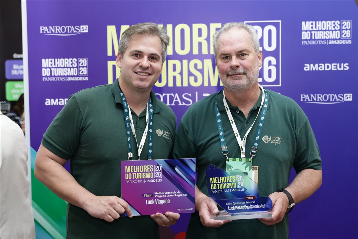 Guilherme e Gustavo Luck celebram os prêmios da Luck Receptivo