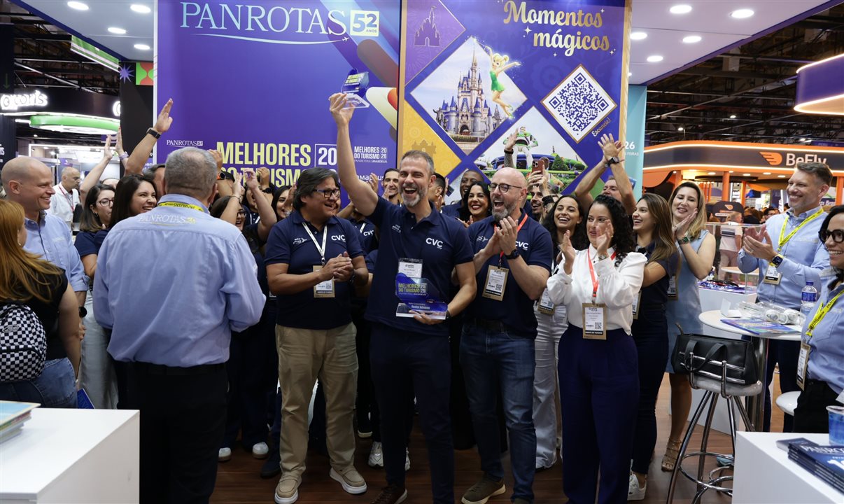 Márvio Mansur, da Rextur Advance, celebra reconhecimento no Melhores do Turismo PANROTAS Amadeus 2026