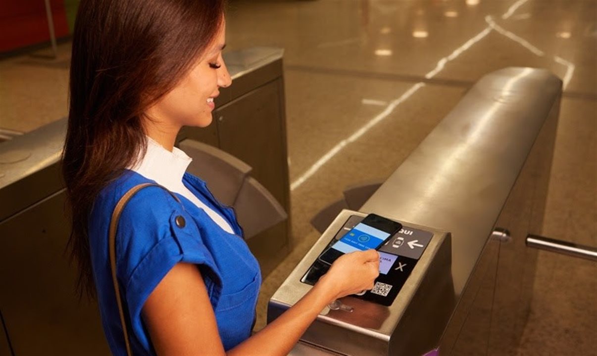 O recorde de utilização do NFC no MetrôRio aconteceu no domingo de carnaval deste ano, com mais de 210 mil embarques