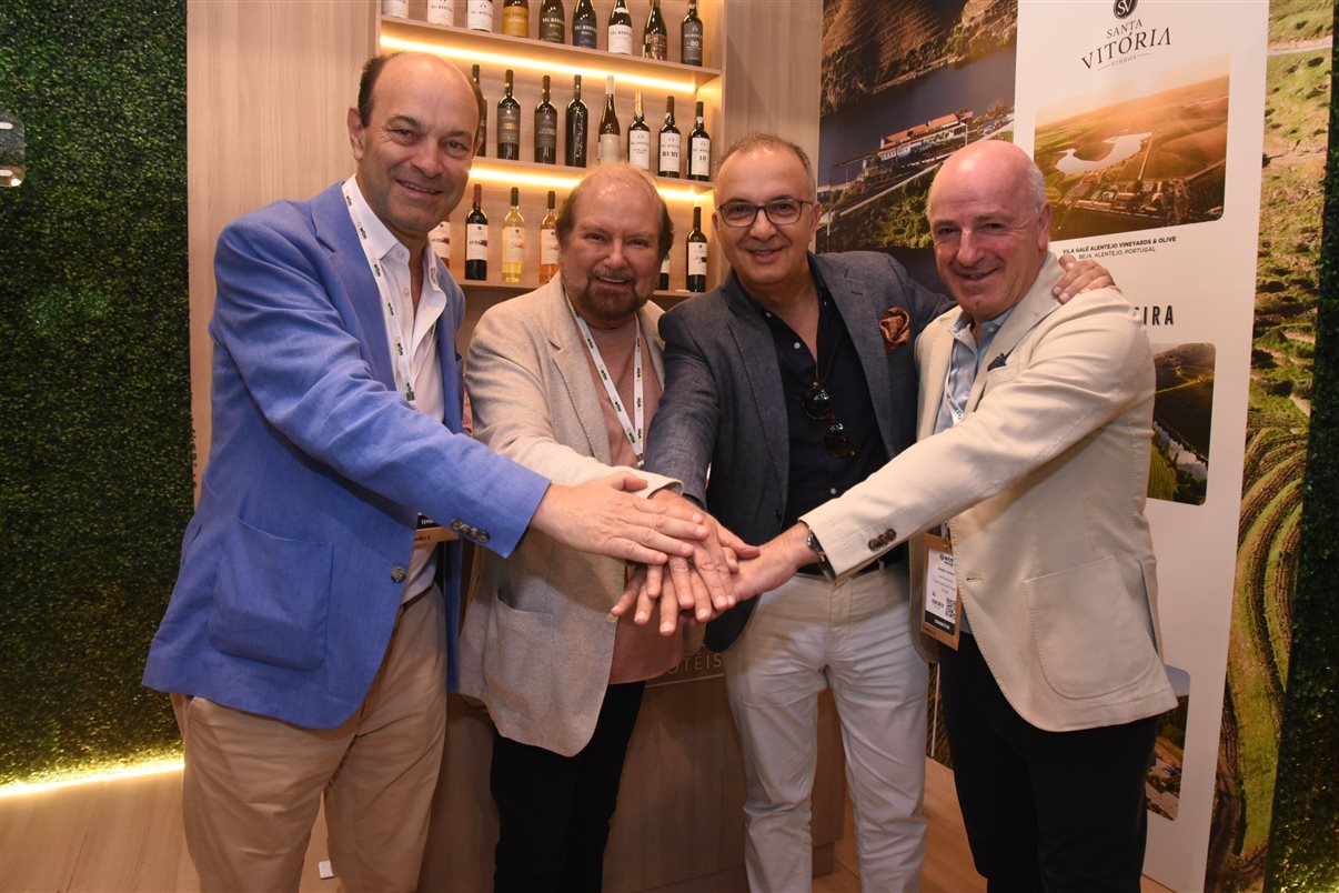 Pedro Ribeiro, do Vila Galé, Guilherme Paulus, do Castelo Saint Andrews, Luis Martins, do Visit Porto & Norte de Portugal, e Jorge Loureiro, da Visit Centro de Portugal 
