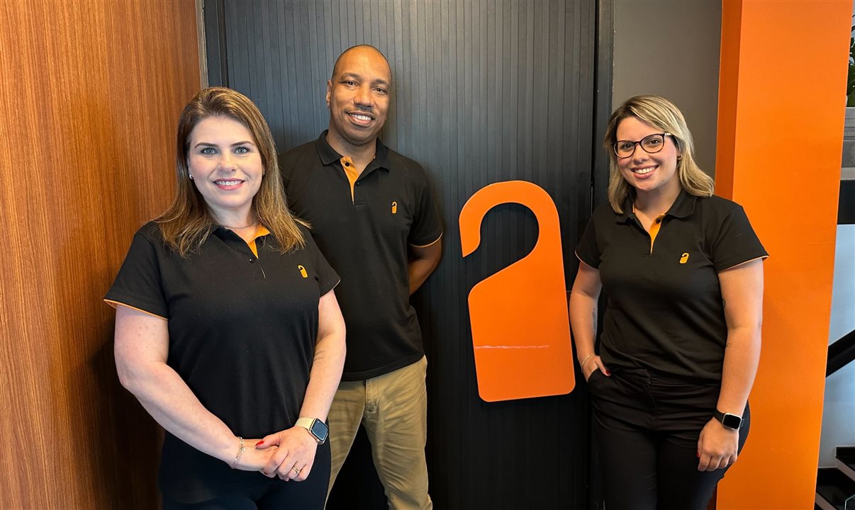 Luciana Rodrigues, Carlos Henrique Silva de Oliveira e Carolina Medeiros