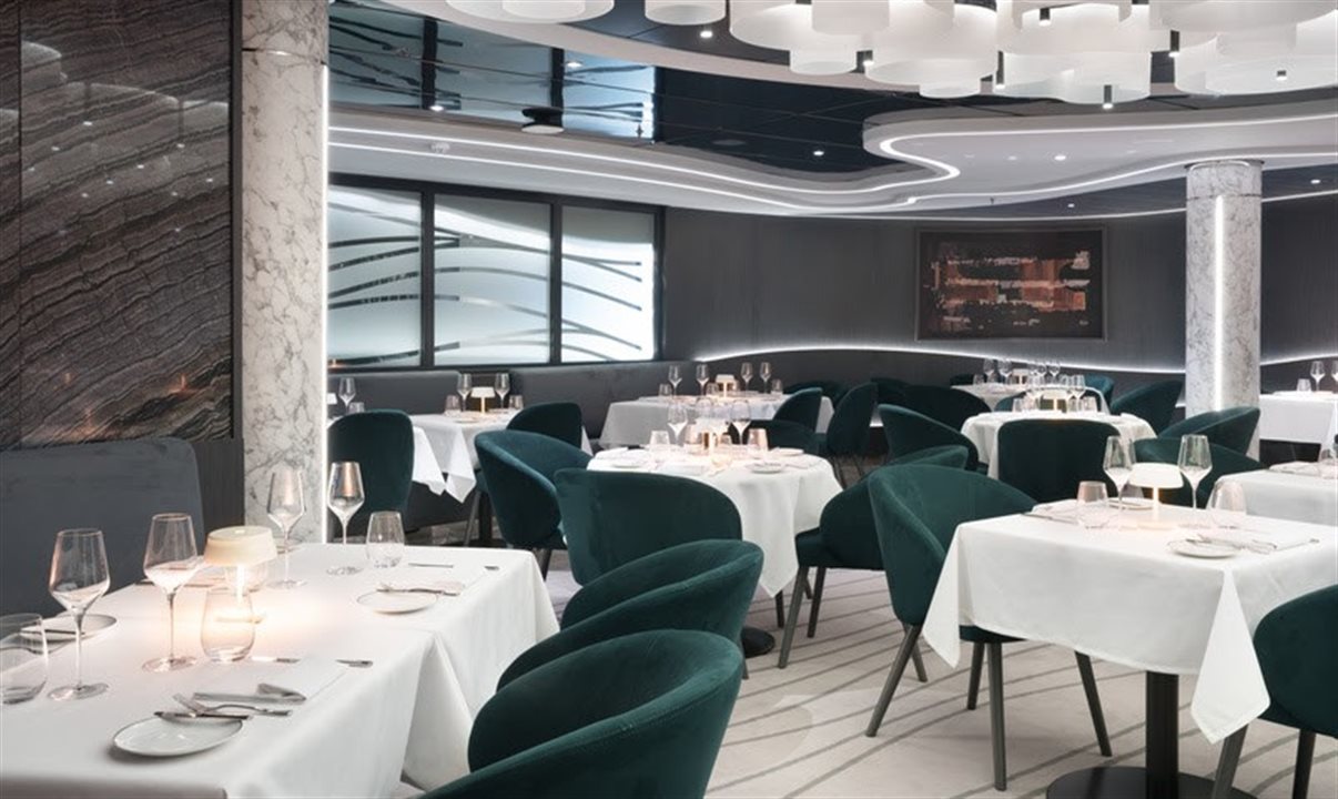 Restaurante MSC Yacht Club no MSC Poesia
