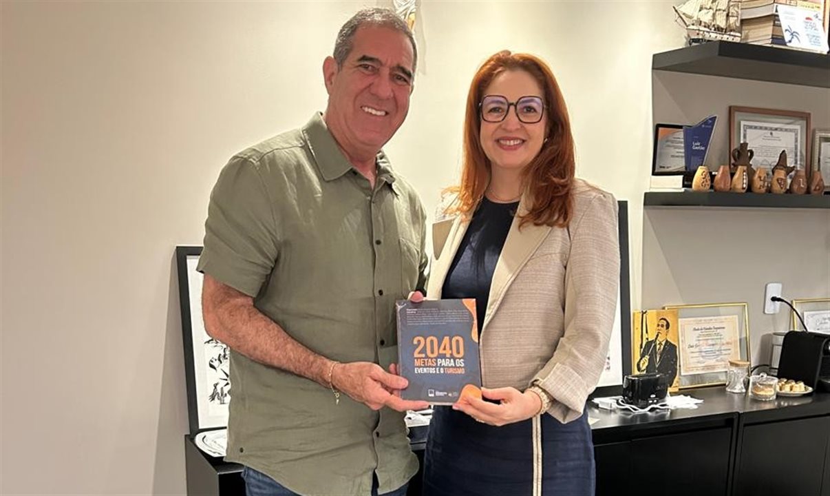 Luiz Gastão, deputado federal, e Enid Câmara, presidente da Abeoc Brasil