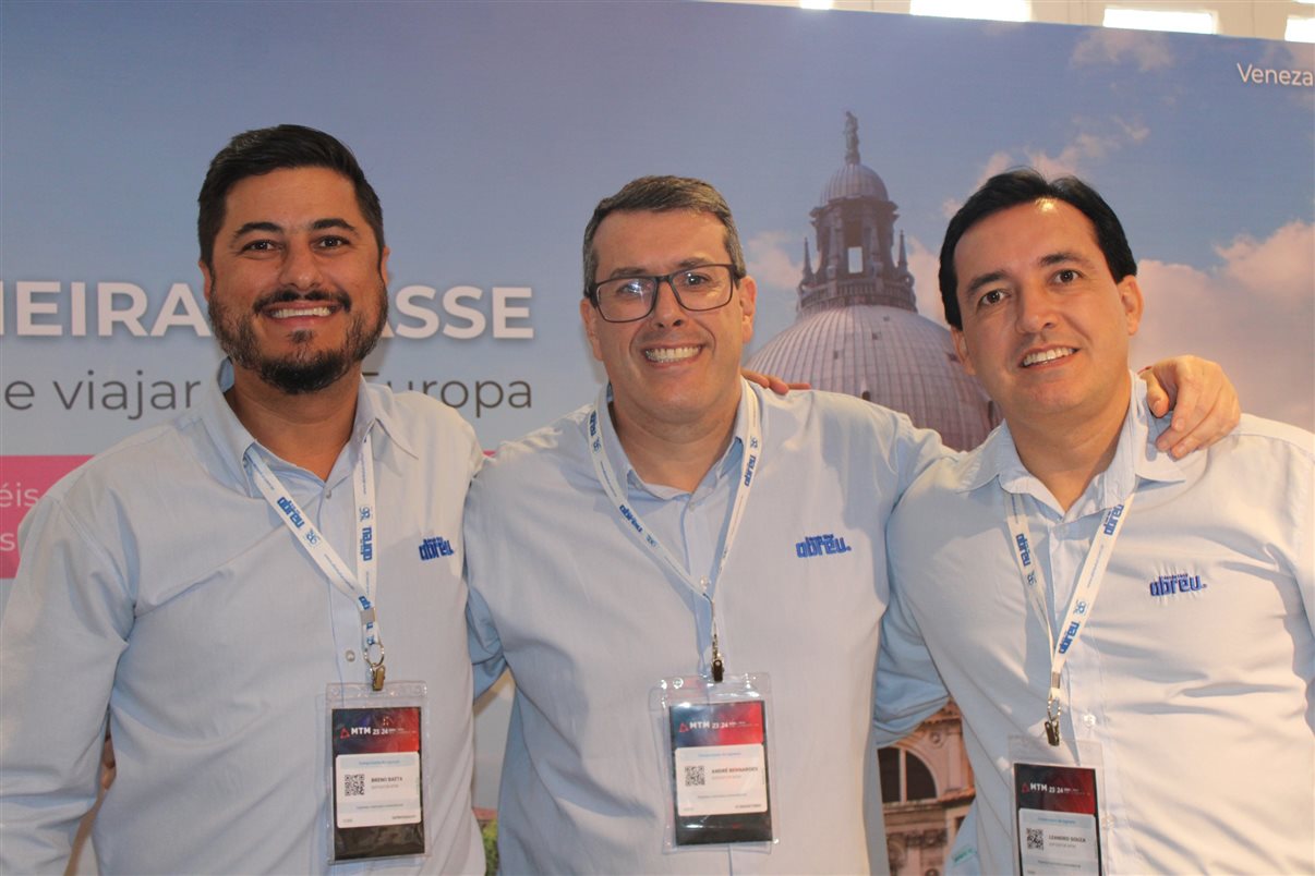 Breno Baeta, André Bernardes e Leandro Souza, da Abreu
