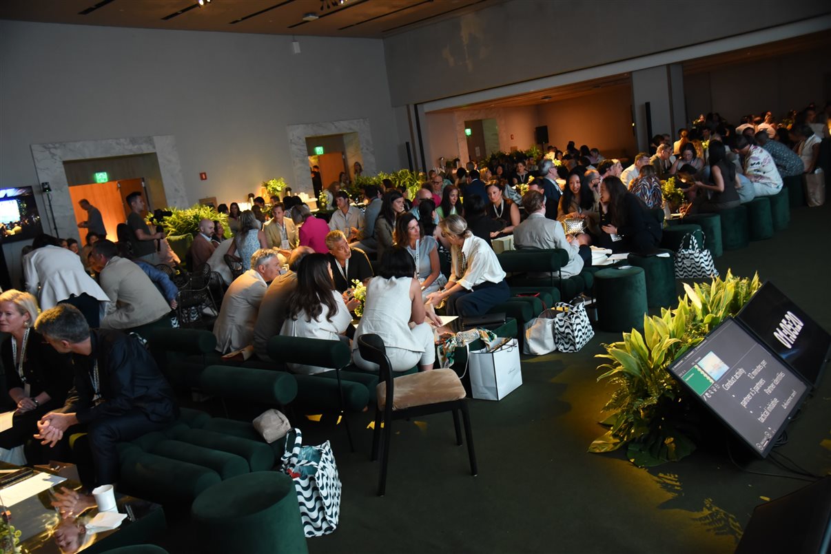 Tarde de reunião no Embark Immersion 2026