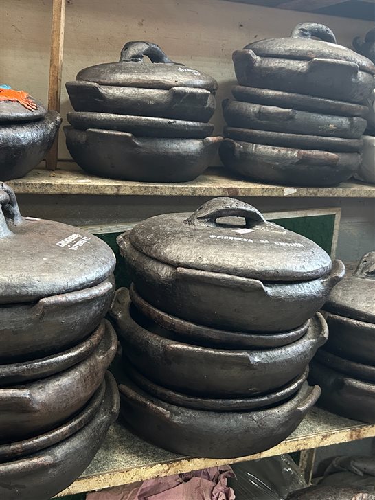 H&aacute; panelas de diferentes tamanhos, de R$ 15 a R$ 90