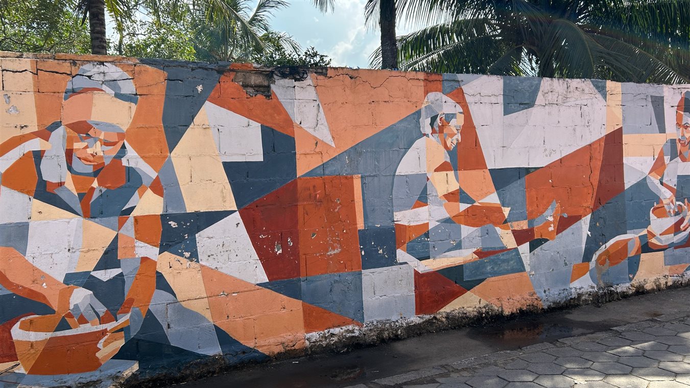 Grafite em homenagem &agrave;s artes&atilde;s