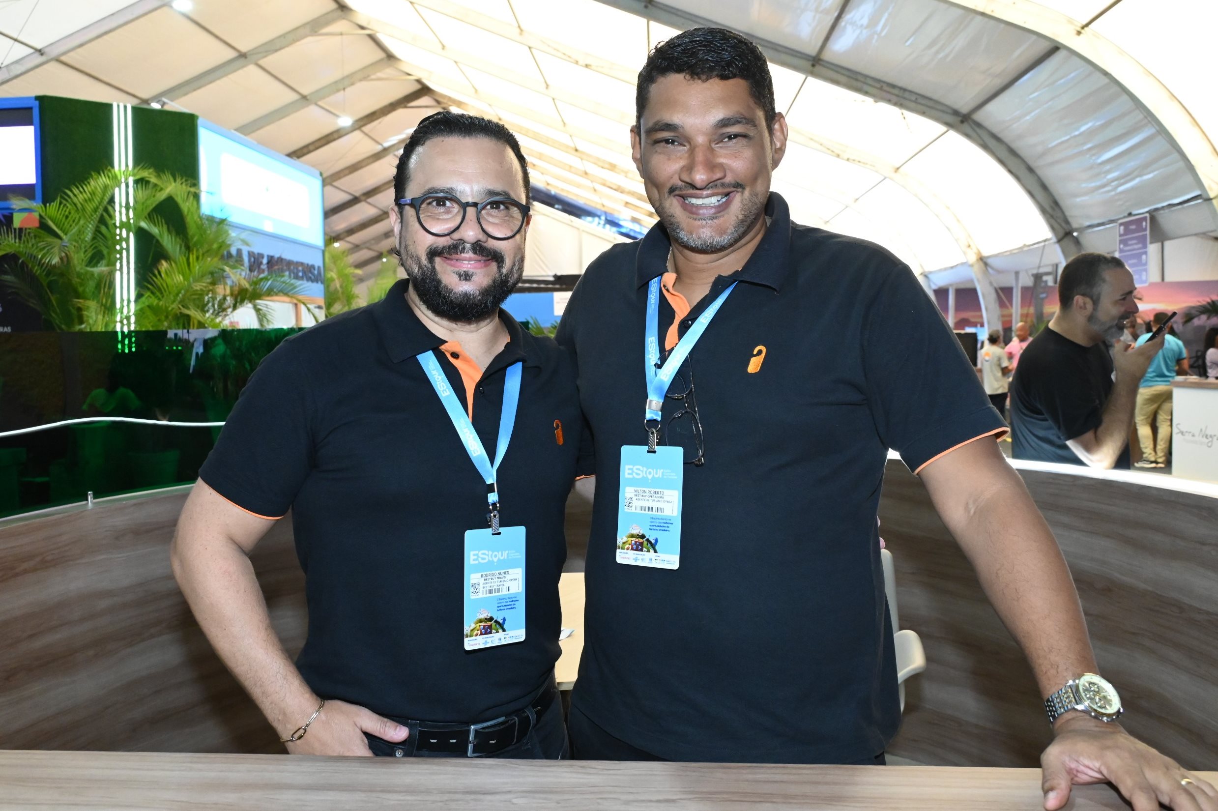 Rodrigo Nunes e Nilton Roberto, da BestBuy