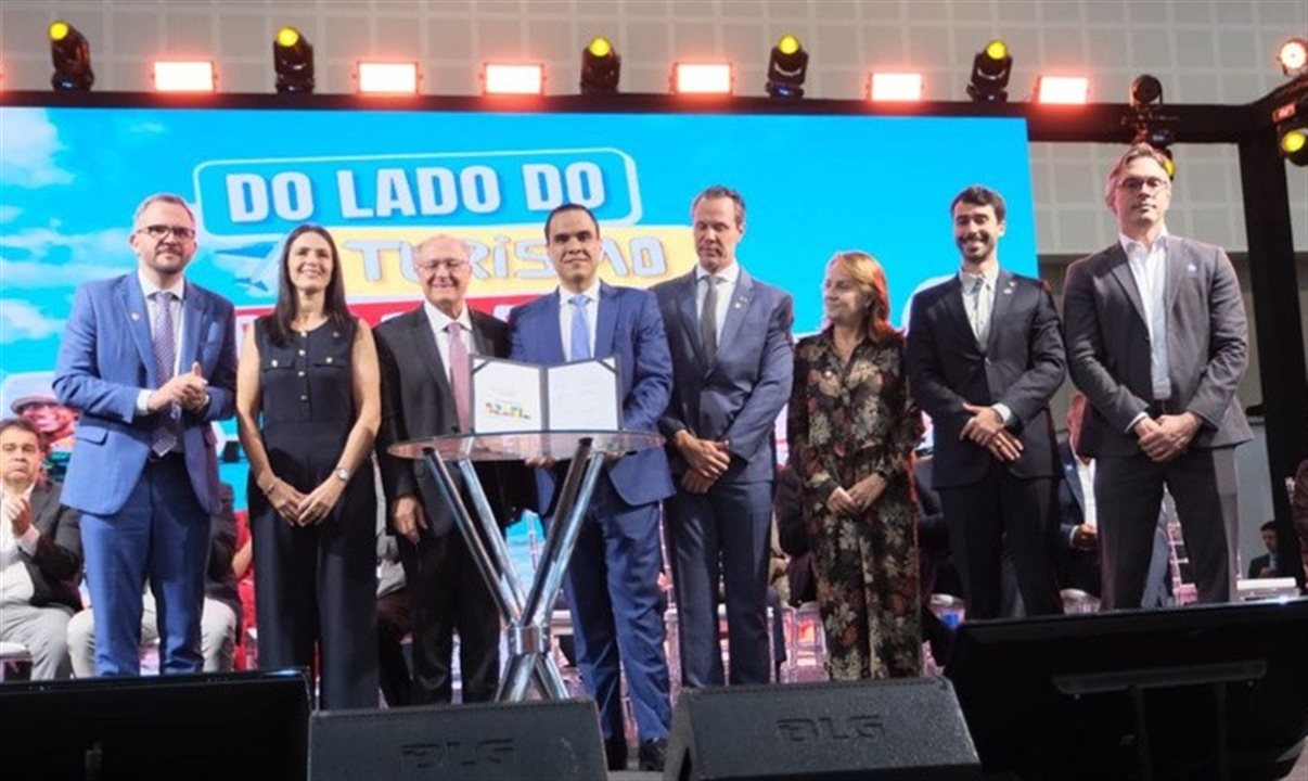O acordo promete estimular o Turismo interno, valorizar destinos e ampliar a conectividade aérea