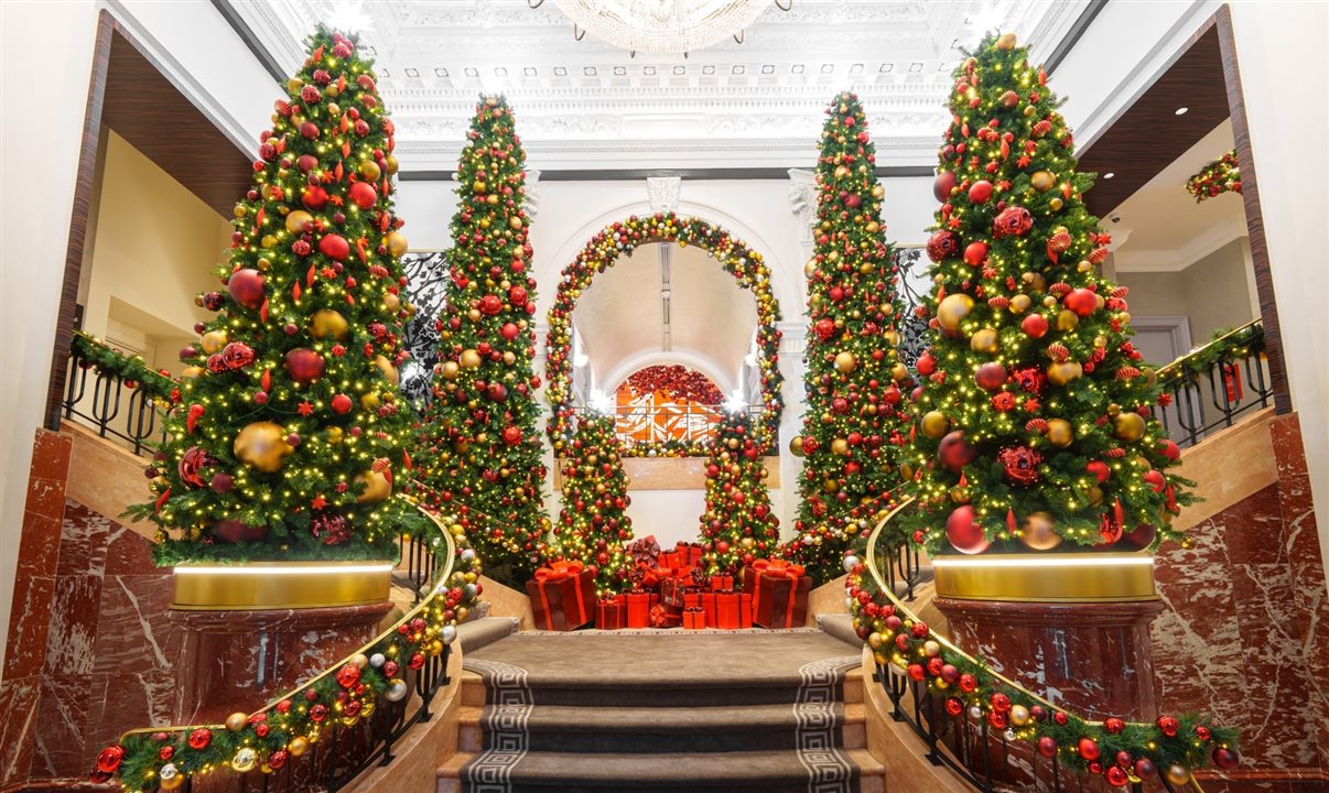 Lobby do Peninsula New York decorado para o Natal