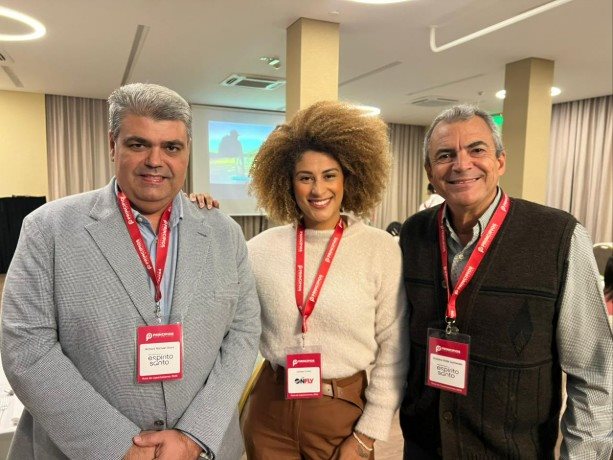 Richard Alves (Lab Turismo Consultoria), Larrisa Cunha (Onfly) e Gustavo Guimarães (hotelaria especializada do Espírito Santo)