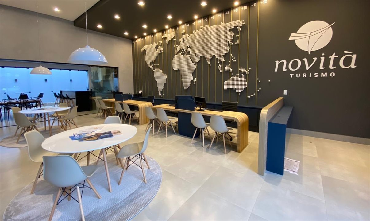 A agência tem aproximadamente 200 metros quadrados e é mais que um ambiente de atendimento. É também onde clientes e equipe confraternizam