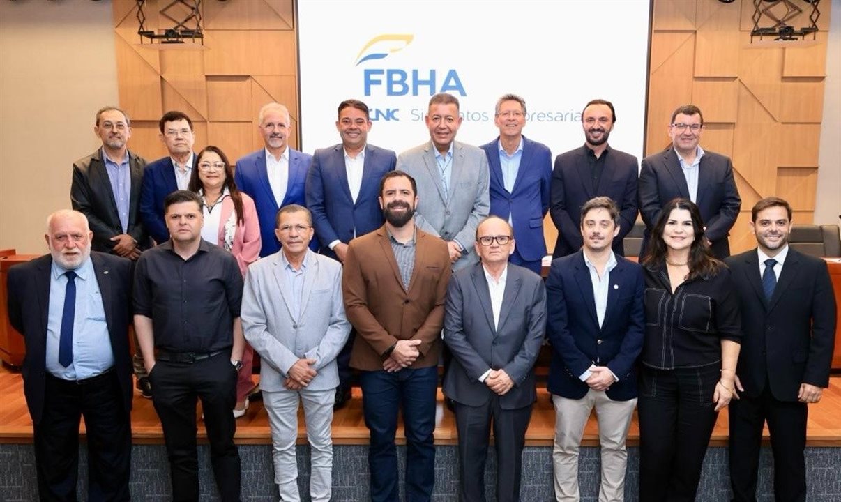 Nova diretoria da FBHA, com Alexandre Sampaio como presidente