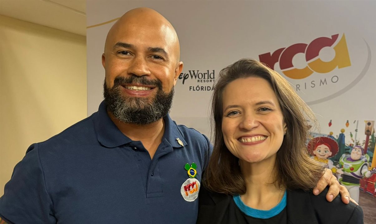 Fabiano Araujo, da RCA, e Thais Ramos, da Disney Destinations