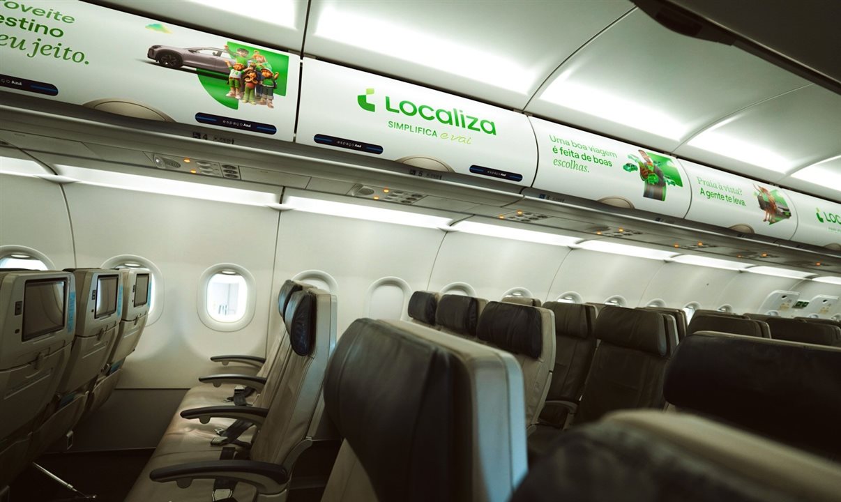 Aeronaves modelo A320 da Azul contam com adesivagem da Localiza
