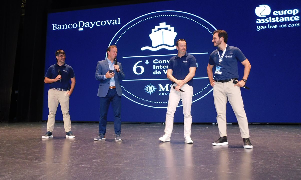 Ignacio Palacios, Adrian Ursilli, Eduardo Simões e Rafael Grosso, da MSC Cruzeiros