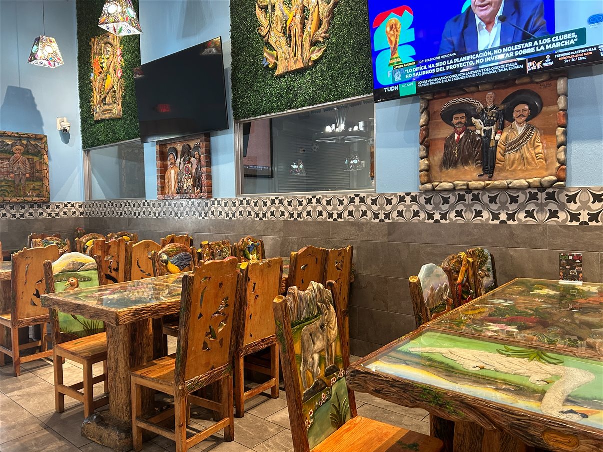 La Mexicana Restaurant
