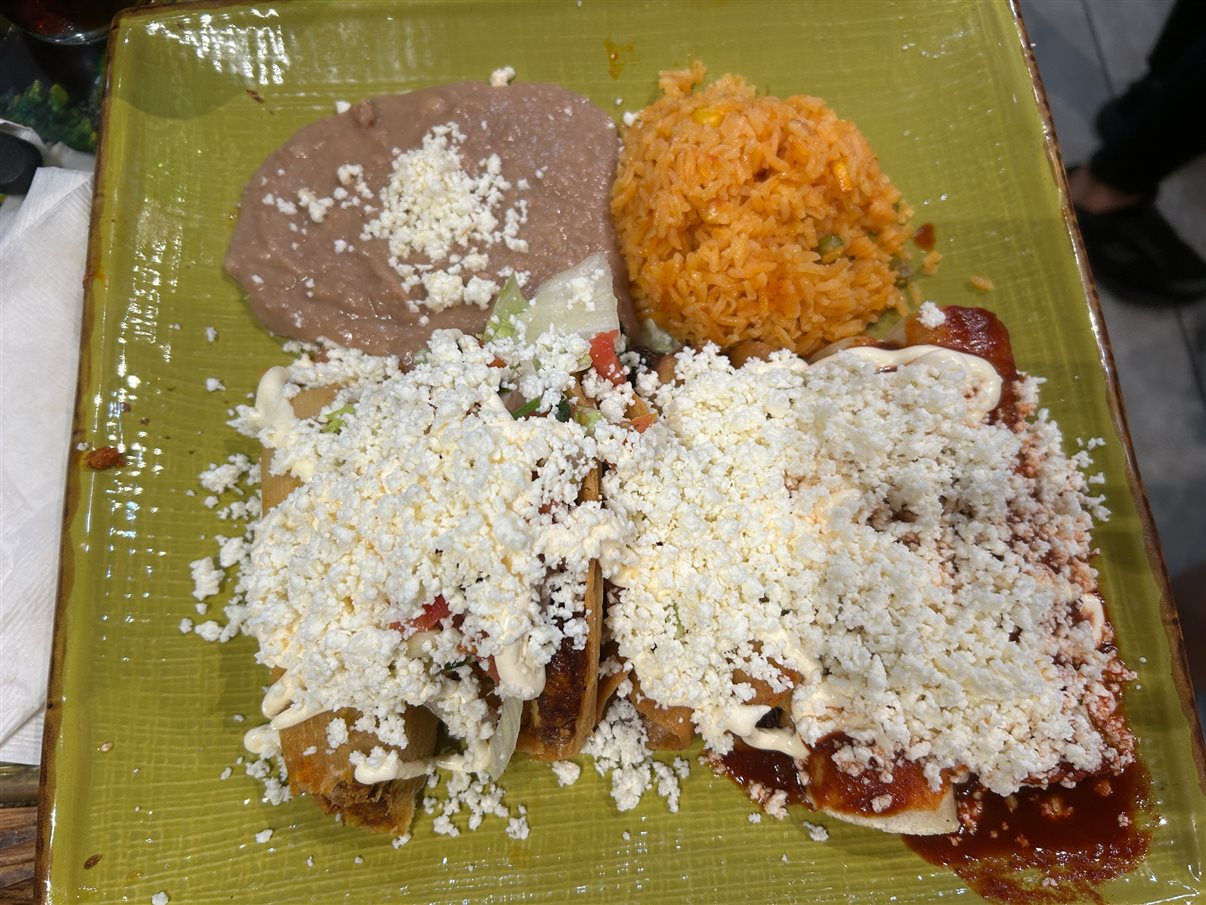 La Mexicana Restaurant