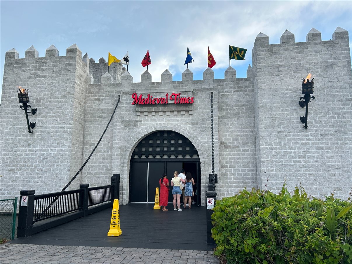 Medieval Times Dinner & Tournament