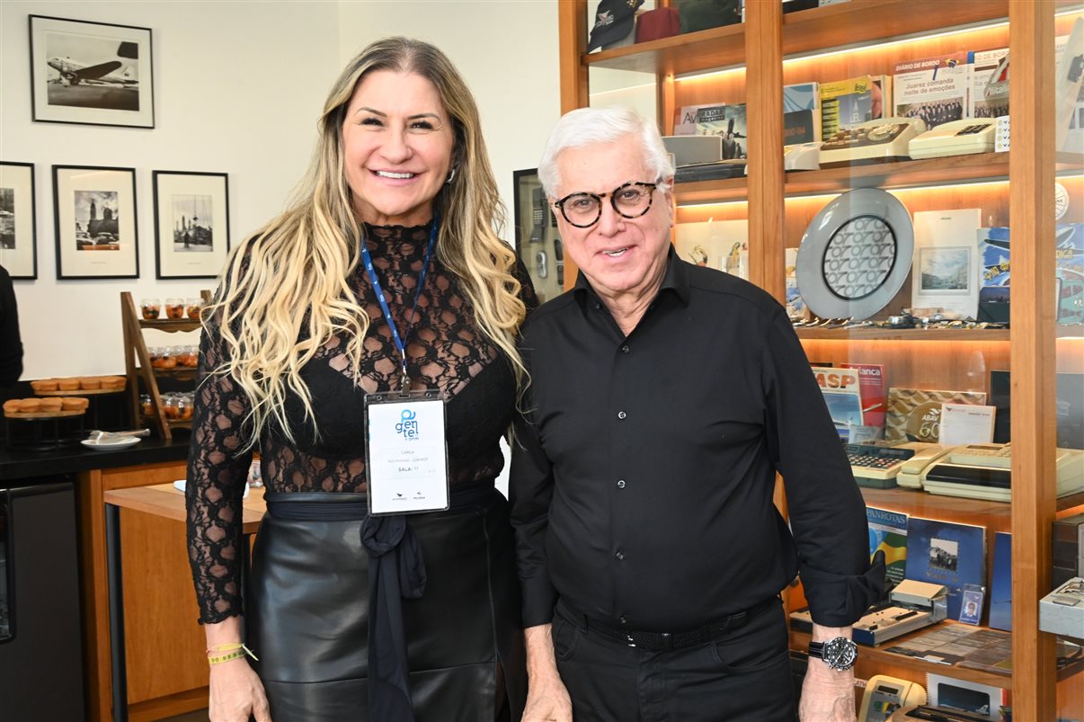Carla Dias, da Rio Paraná Turismo, e Juarez Cintra, da Ancoradouro