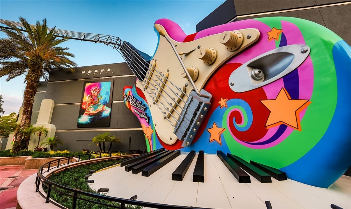 The Electric Mayhem, dos Muppets, é o novo tema da clássica Rock ‘n’ Roller Coaster