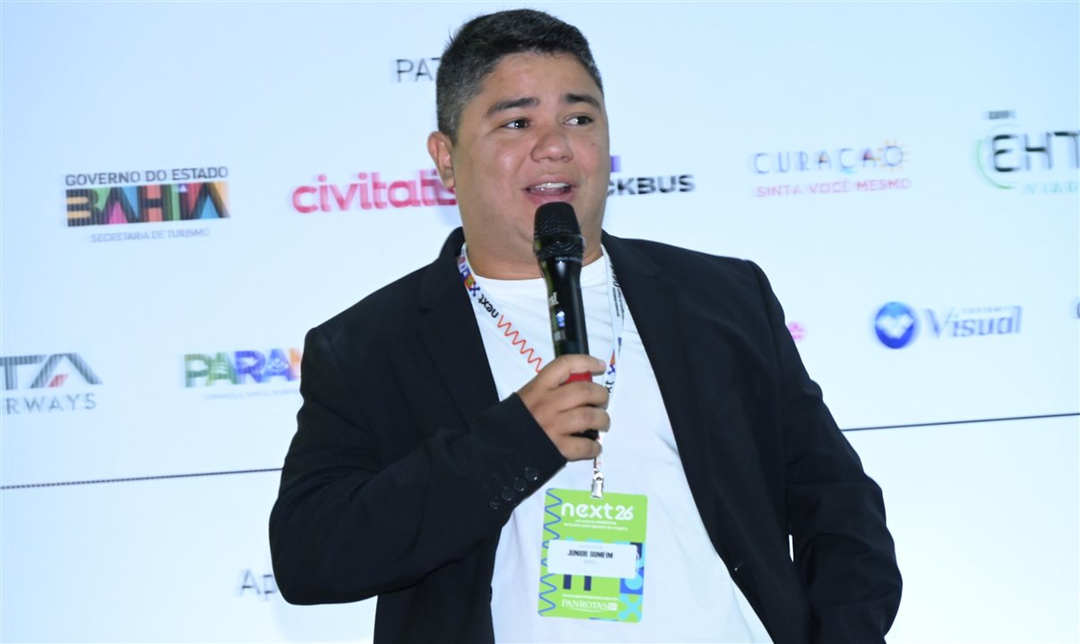 Junior Bomfim, gerente regional da EHTL Viagens