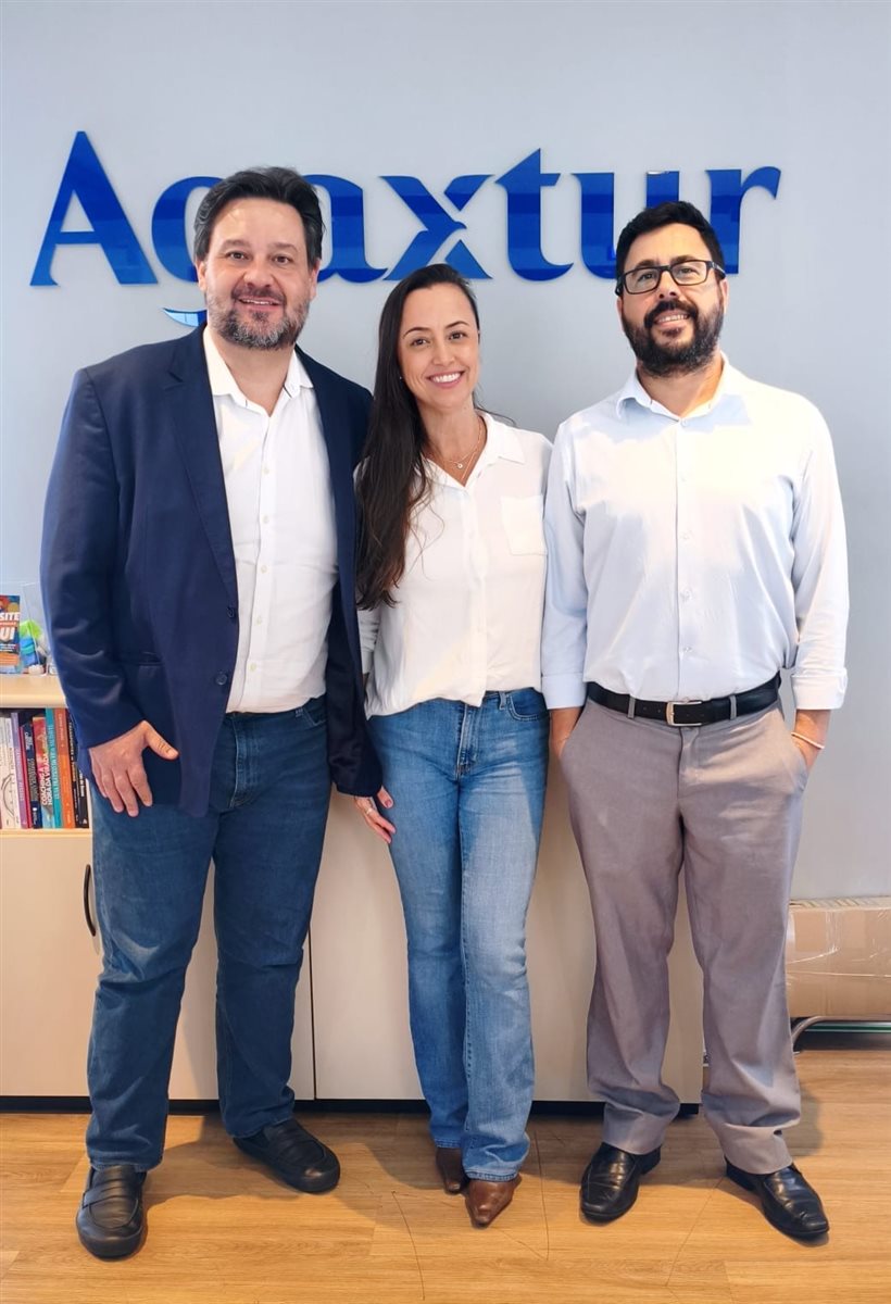 Fabrizio Cavallini, Caroline Oliveira e Fabio Guilhem, da Agaxtur