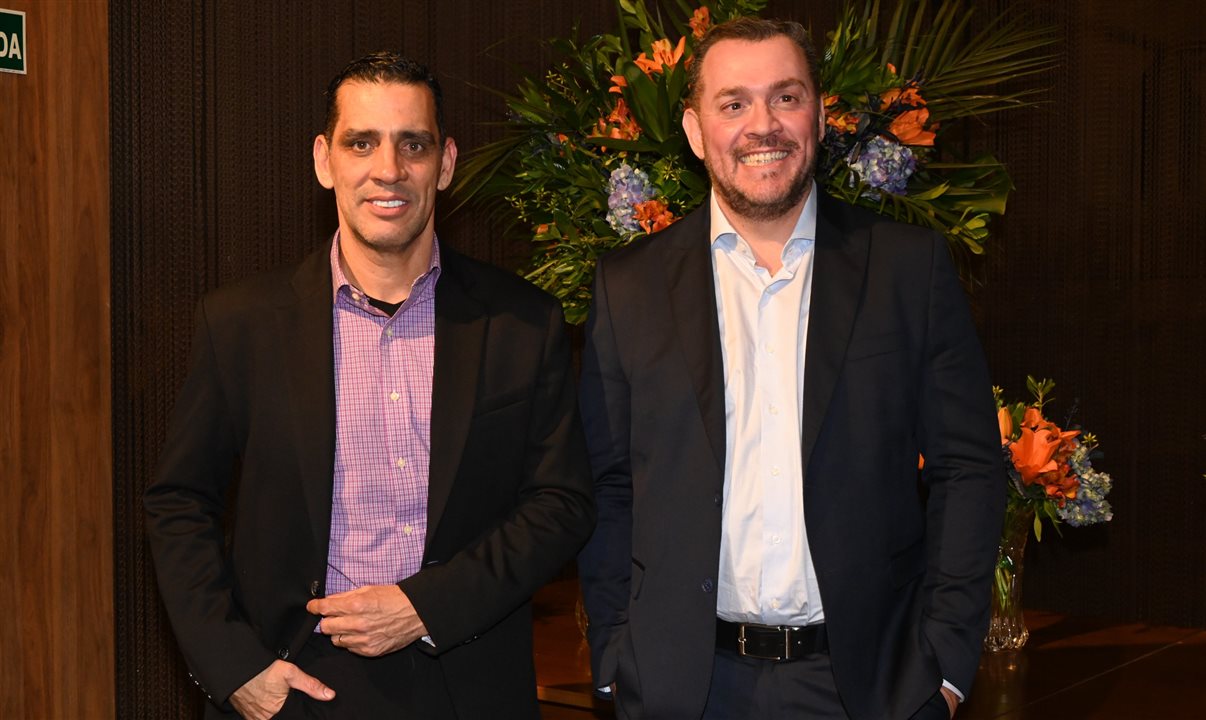 Siderley Santos e Douglas Camargo, da Abracorp