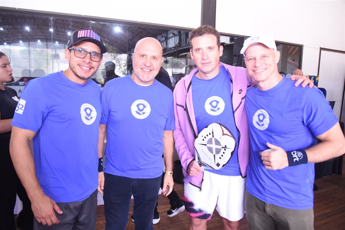 Vinicio Santos, da Hero, Carlos Vazquez, da BRT, Guilherme Wroclawski, da Hero, e José Guilherme Alcorta, da PANROTAS