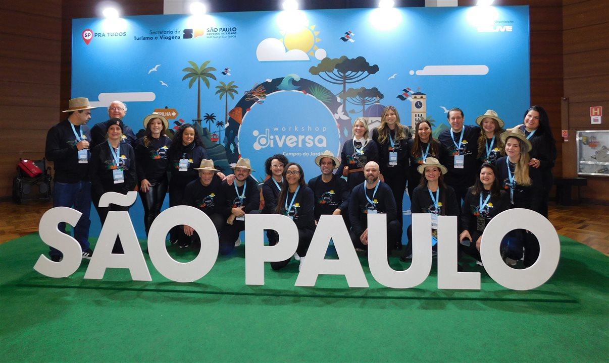 Equipe da Diversa no início do segundo dia do worskshop em Campos do Jordão (SP)
