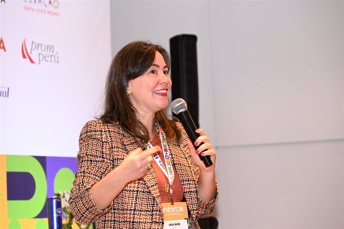 Letícia Oliveira, da Rextur Advance, Carla Marin, da ITA Airways, Fernando Restori, da CVC Corp, Mary Ribeiro, da Rextur Advance, Eraldo de Oliveira e Cristiane Pereira, da CVC Corp, Maju Peixoto, da Rextur Advance, Thais Morrilhas, da ITA Airways, e Bárbara Coimbra e Bruno Matos, da Visual Turismo