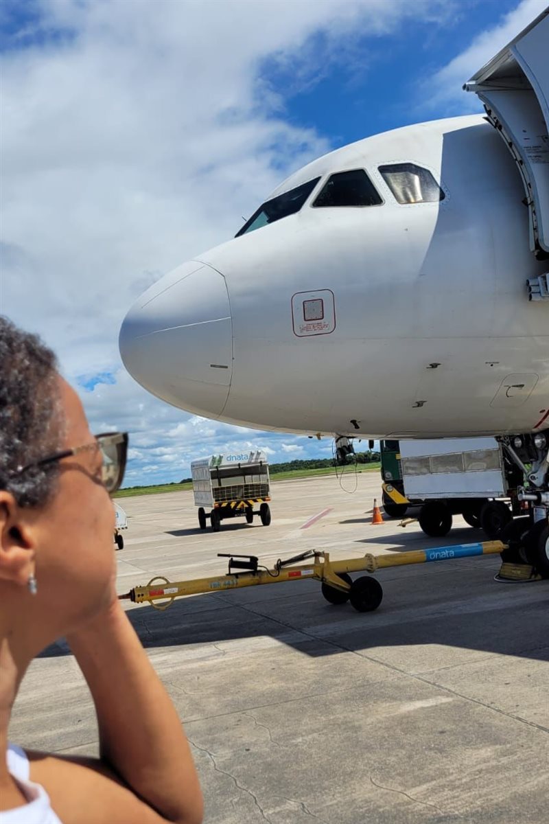 Flavia em uma de suas viagens