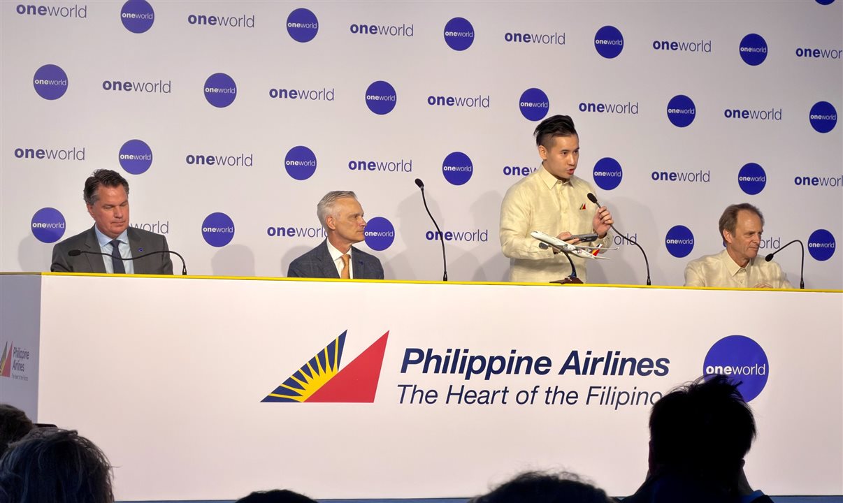 Coletiva de imprensa que oficializou a entrada da Philippine Airlines na aliança oneworld