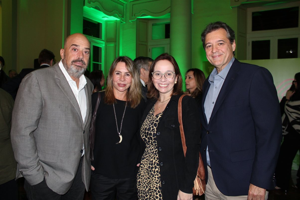 Carlos Antunes, Carlos de Oliveira e Luís Rodrigues, da Tap