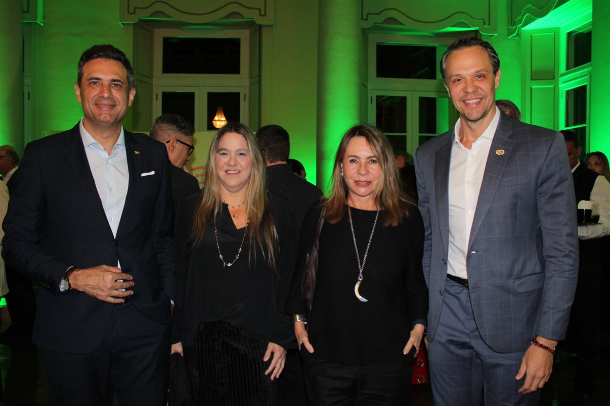 Carlos Antunes, Carlos de Oliveira e Luís Rodrigues, da Tap