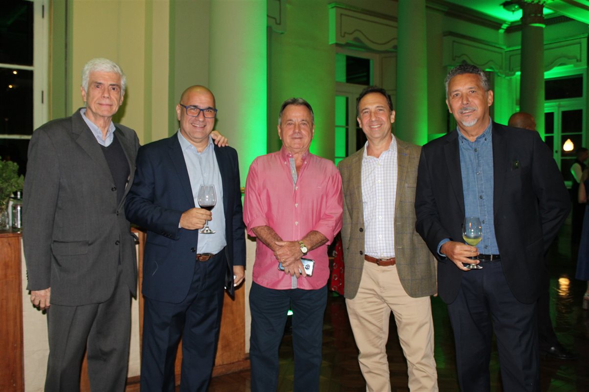 Carlos Antunes, Carlos de Oliveira e Luís Rodrigues, da Tap