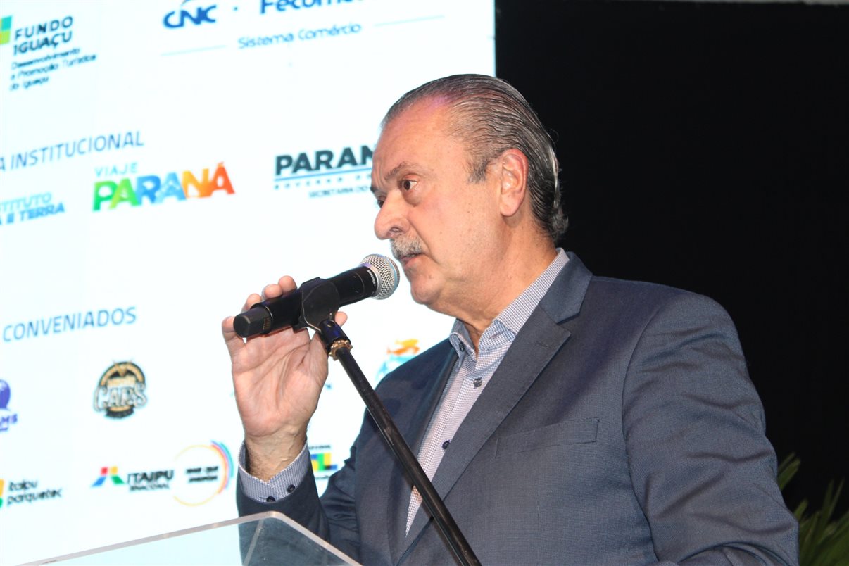 Marina Marinho, presidente do Fornatur, e Leonaldo Paranhos, ex-secretário de Turismo do Paraná 
