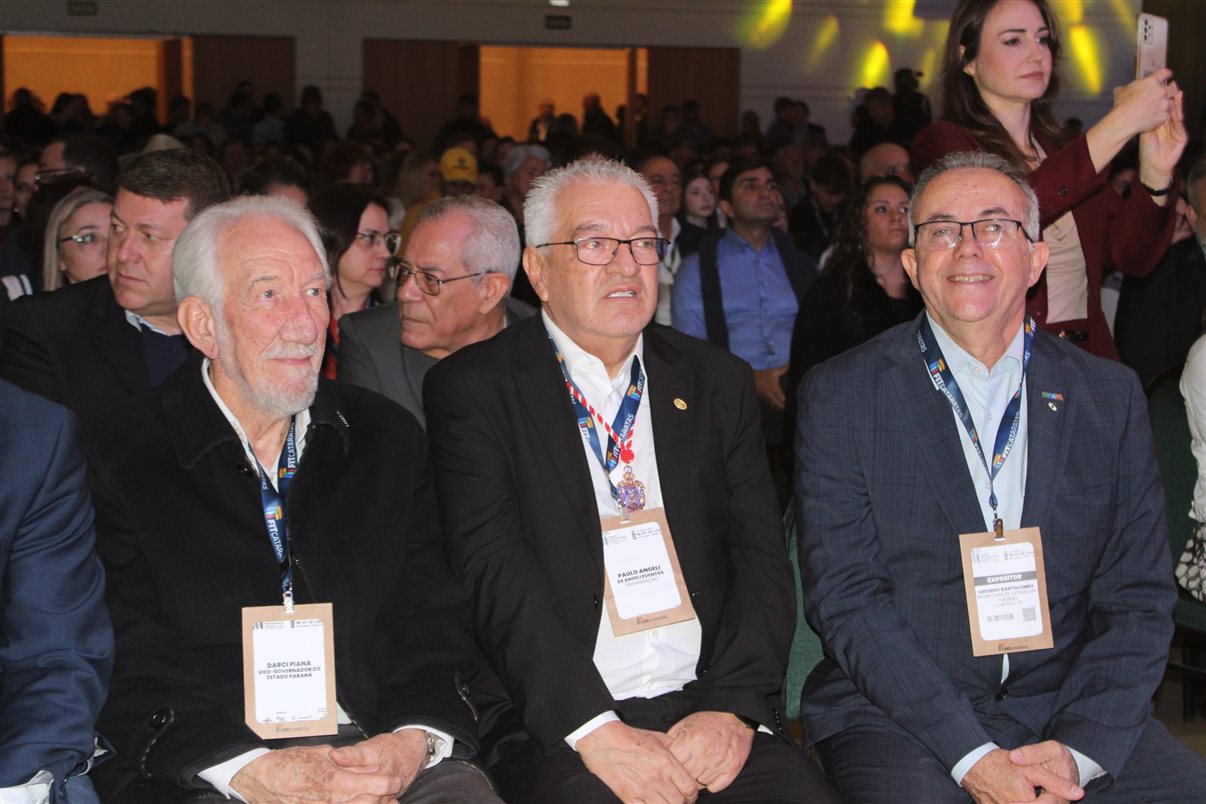 Marina Marinho, presidente do Fornatur, e Leonaldo Paranhos, ex-secretário de Turismo do Paraná 