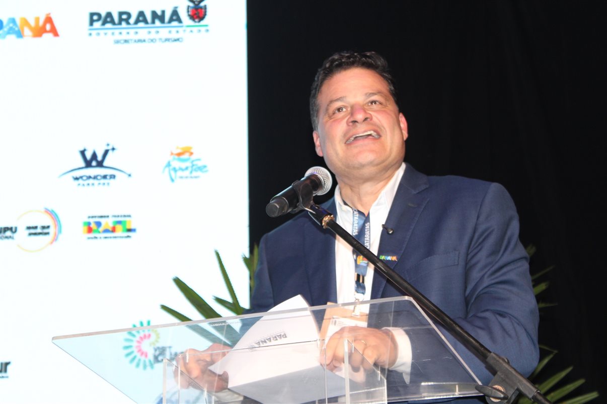 Marina Marinho, presidente do Fornatur, e Leonaldo Paranhos, ex-secretário de Turismo do Paraná 